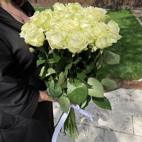 Букет из 21 белой розы (70 см) в Реутове