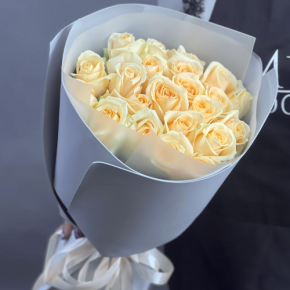 Букет из 25 роз Аваланж (50 см) в Реутове