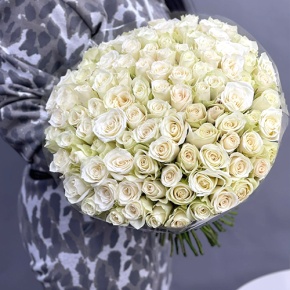 Букет 101 белая роза Кения (40 см) в Реутове