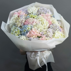 Букет из 23 гортензий микс в Реутове