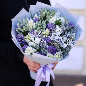 Букет "Алиби" из гиацинтов, вероники, нерине в Реутове