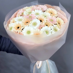 Букет "Гера" из 25 гербер в Реутове