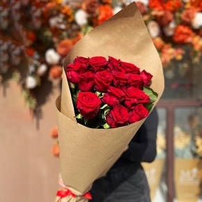 Букет 15 красных роз (80 см) в Реутове