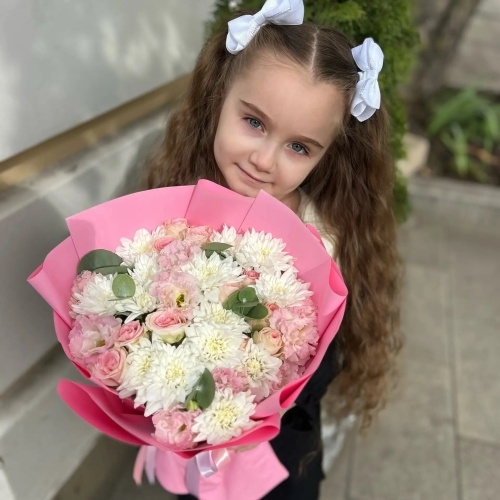 Букет из хризантем, эустом и роз в Реутове